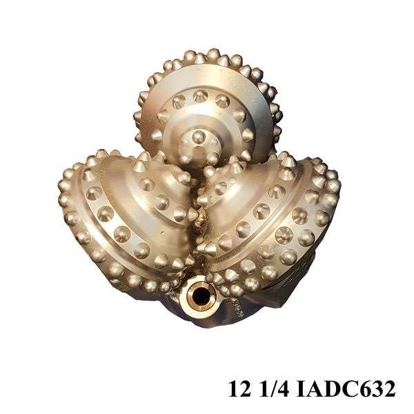 12-1/4''IADC 632 Tricone辊钻，带碳化碳化物插件